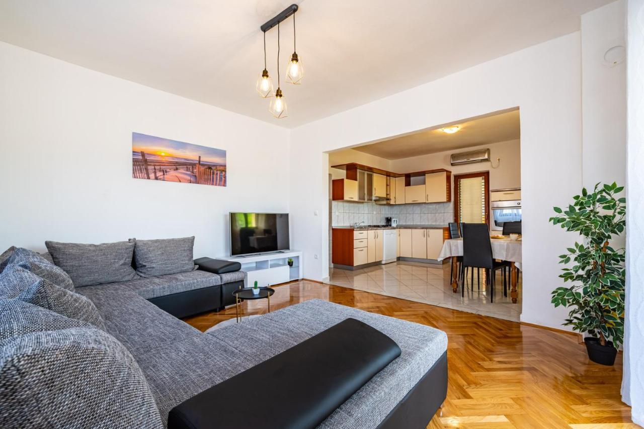 Apartment Marija 诺维格勒达尔马提亚 外观 照片