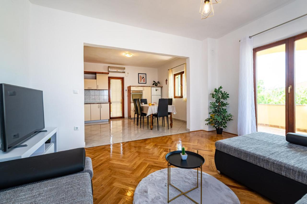 Apartment Marija 诺维格勒达尔马提亚 外观 照片
